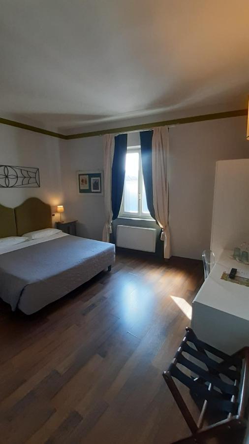 Moderno Hotel 2*