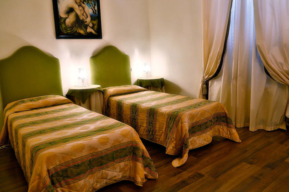 Hotel Moderno 2*